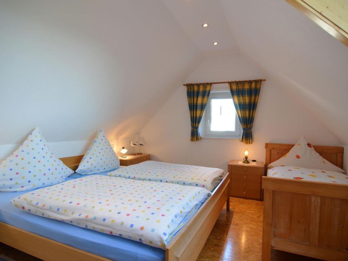 Serene Apartment In Meschede With Balcony 그레벤슈타인 외부 사진