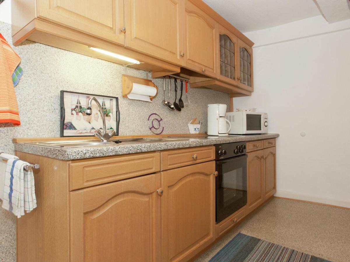 Serene Apartment In Meschede With Balcony 그레벤슈타인 외부 사진