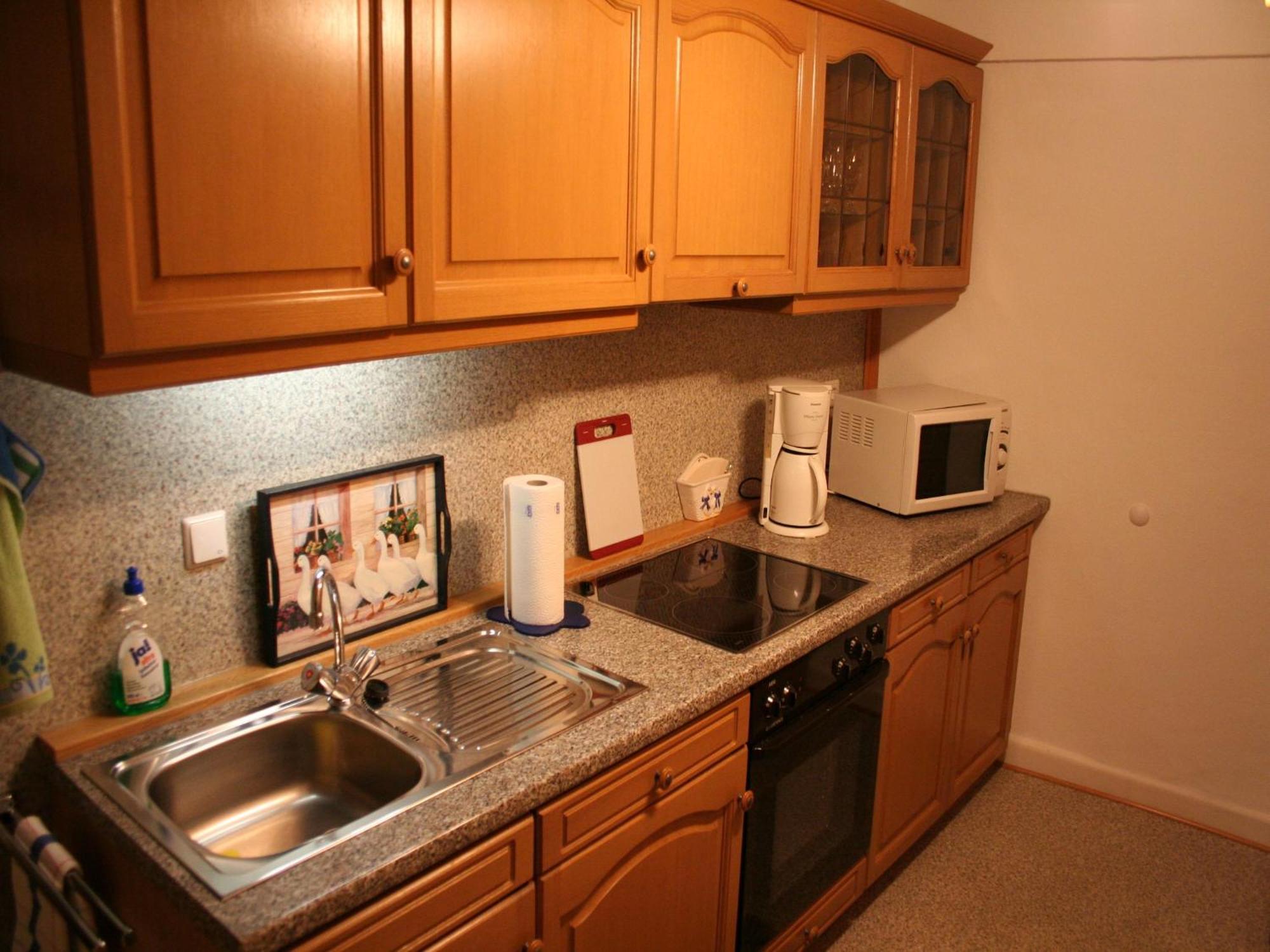 Serene Apartment In Meschede With Balcony 그레벤슈타인 외부 사진