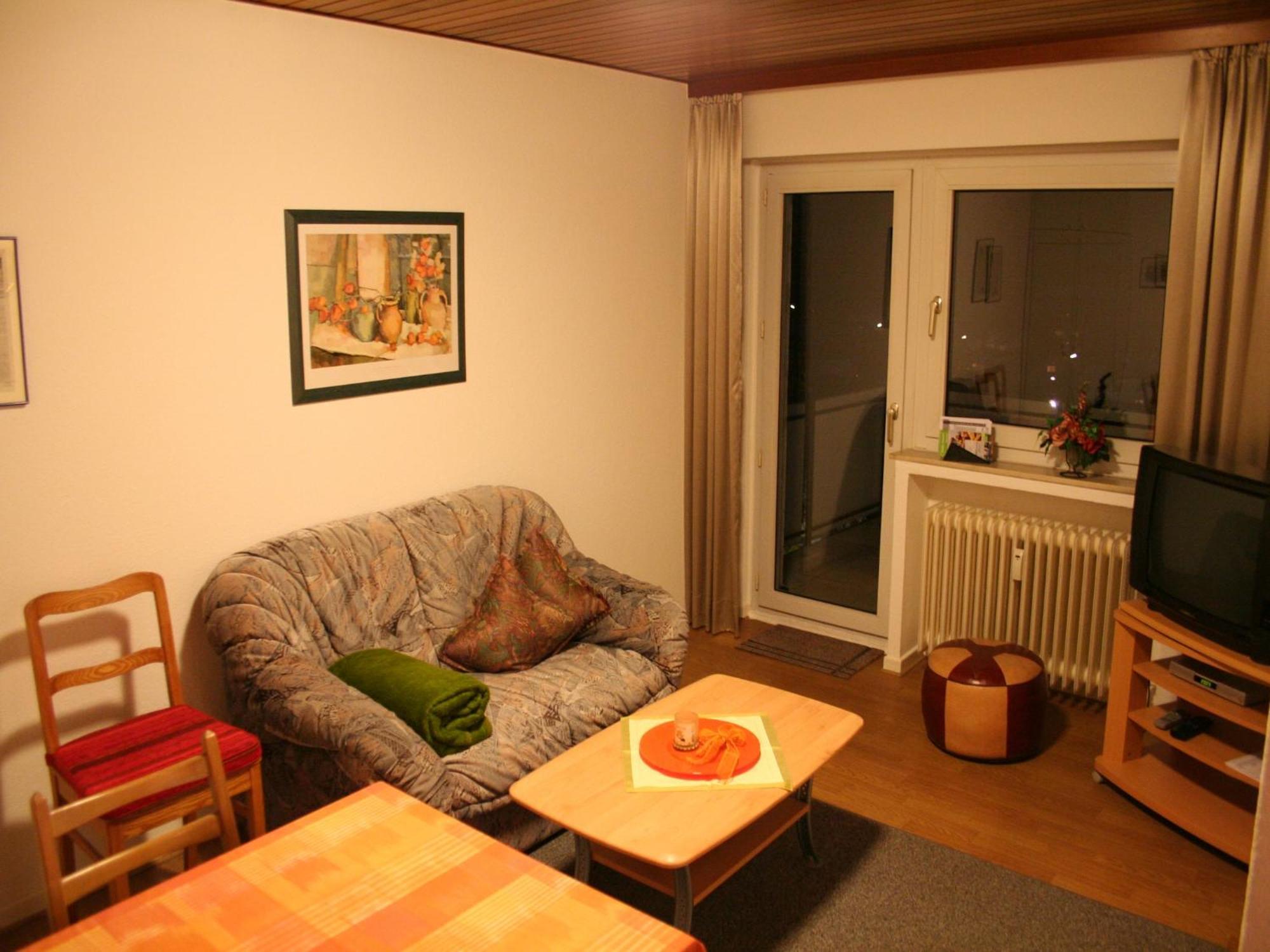 Serene Apartment In Meschede With Balcony 그레벤슈타인 외부 사진